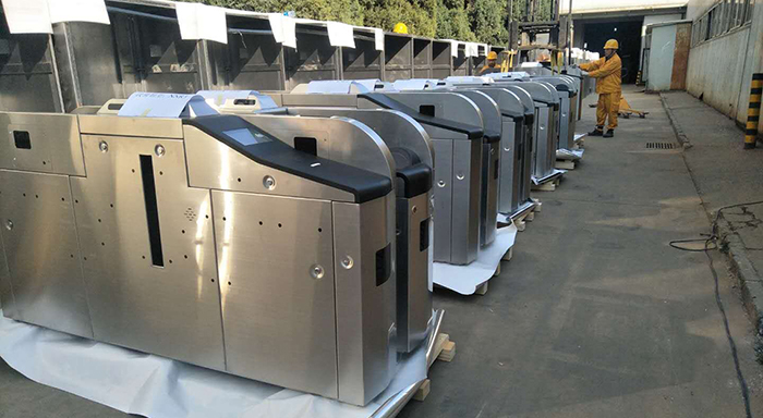 日通地鐵閘機包裝作業 日通地鐵閘機包裝作業