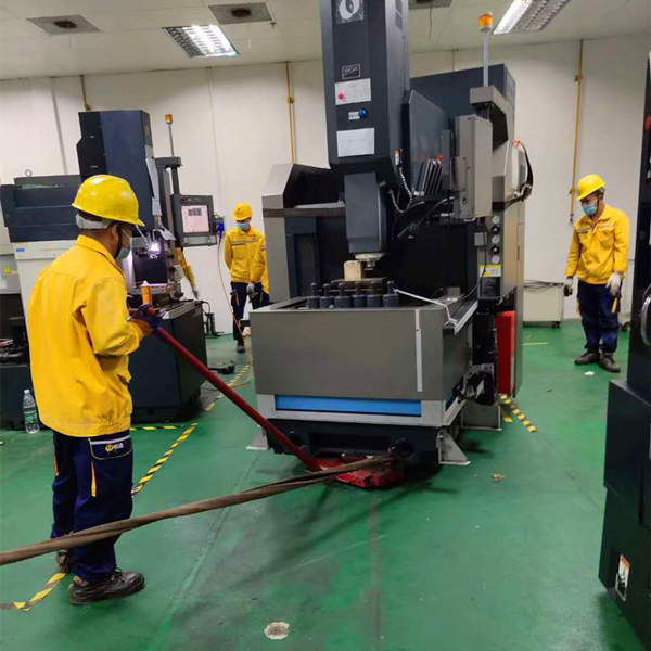 設備吊裝搬運綜合服務圖3 設備吊裝搬運綜合服務圖3